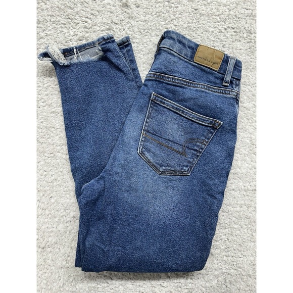 American Eagle Women's Stretch Curvy Mom Jeans 2 Short Distressed Denim Blue - Picture 8 of 8